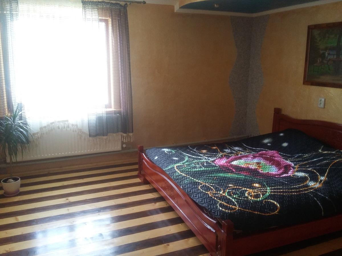 Zatushok Pid Goroyu Villa Verhovina Kültér fotó